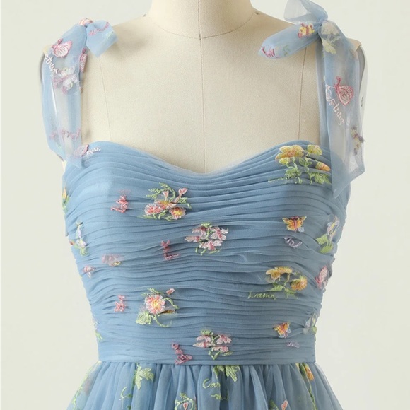 Plus Embroidered Garden Dress - Picture 4 of 16